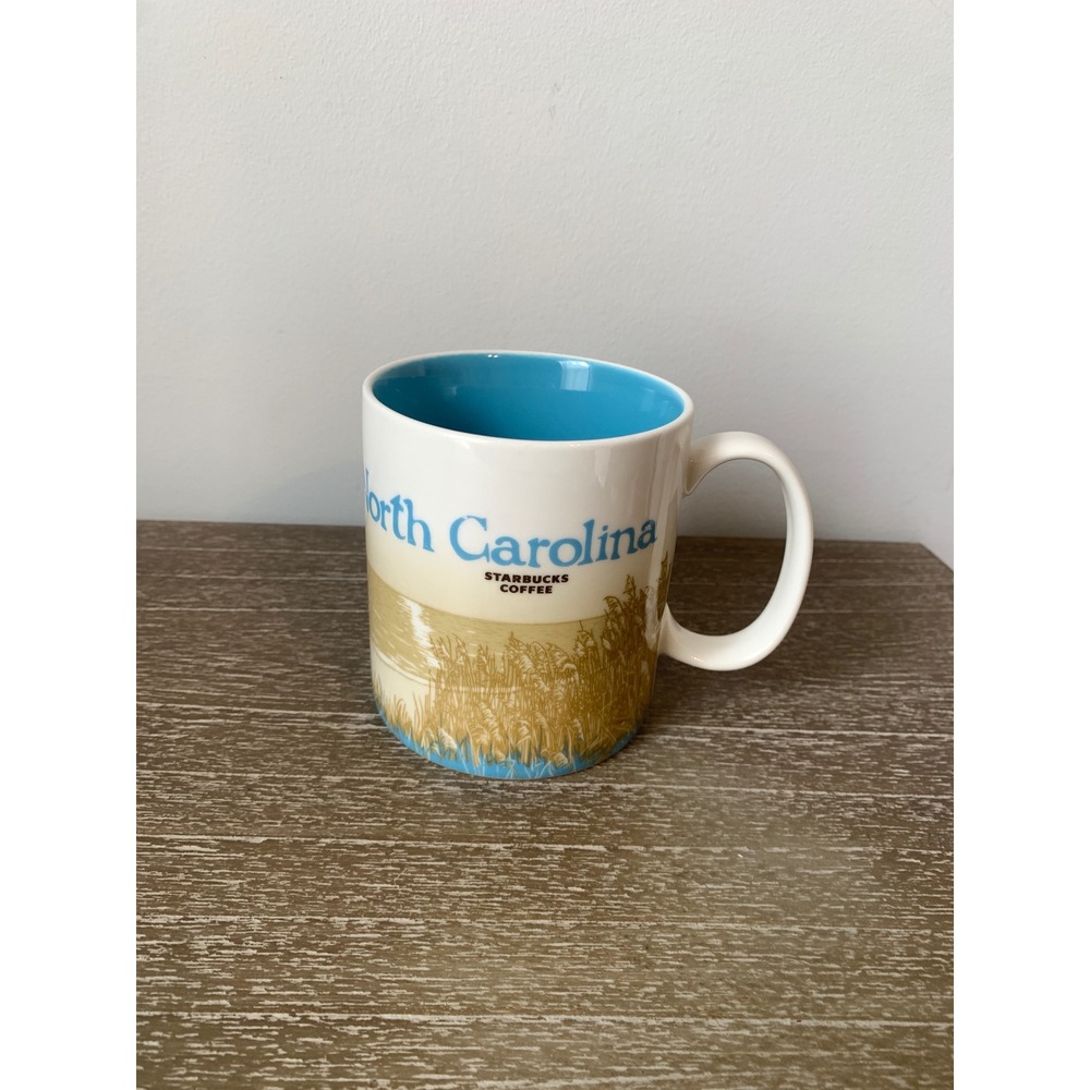 Starbucks North Carolina Collector‎ Series Mug 2009 Global Icon 16 oz Blue Tan